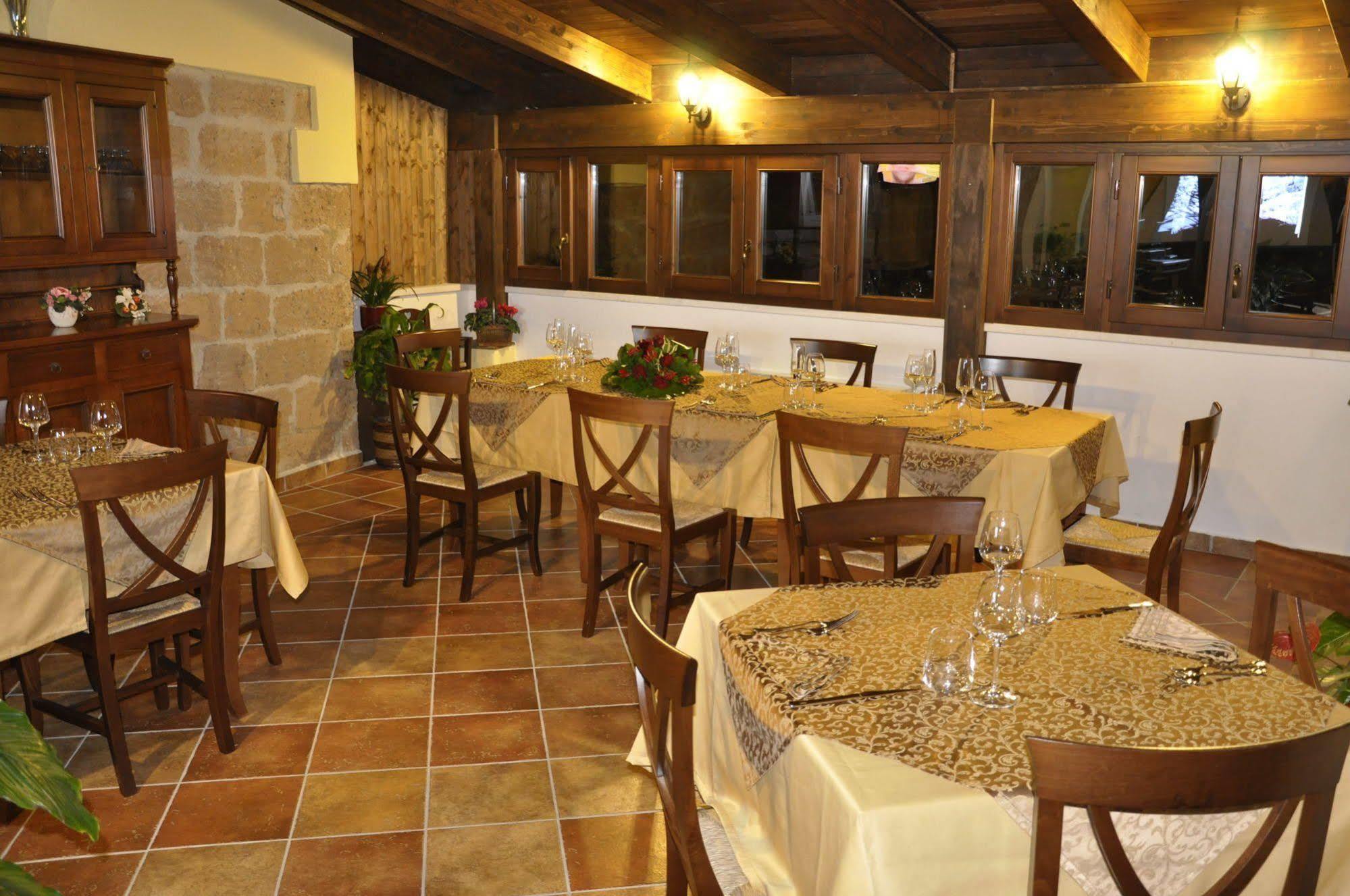 Borgo Patierno Guest House Conca della Campania Exterior foto
