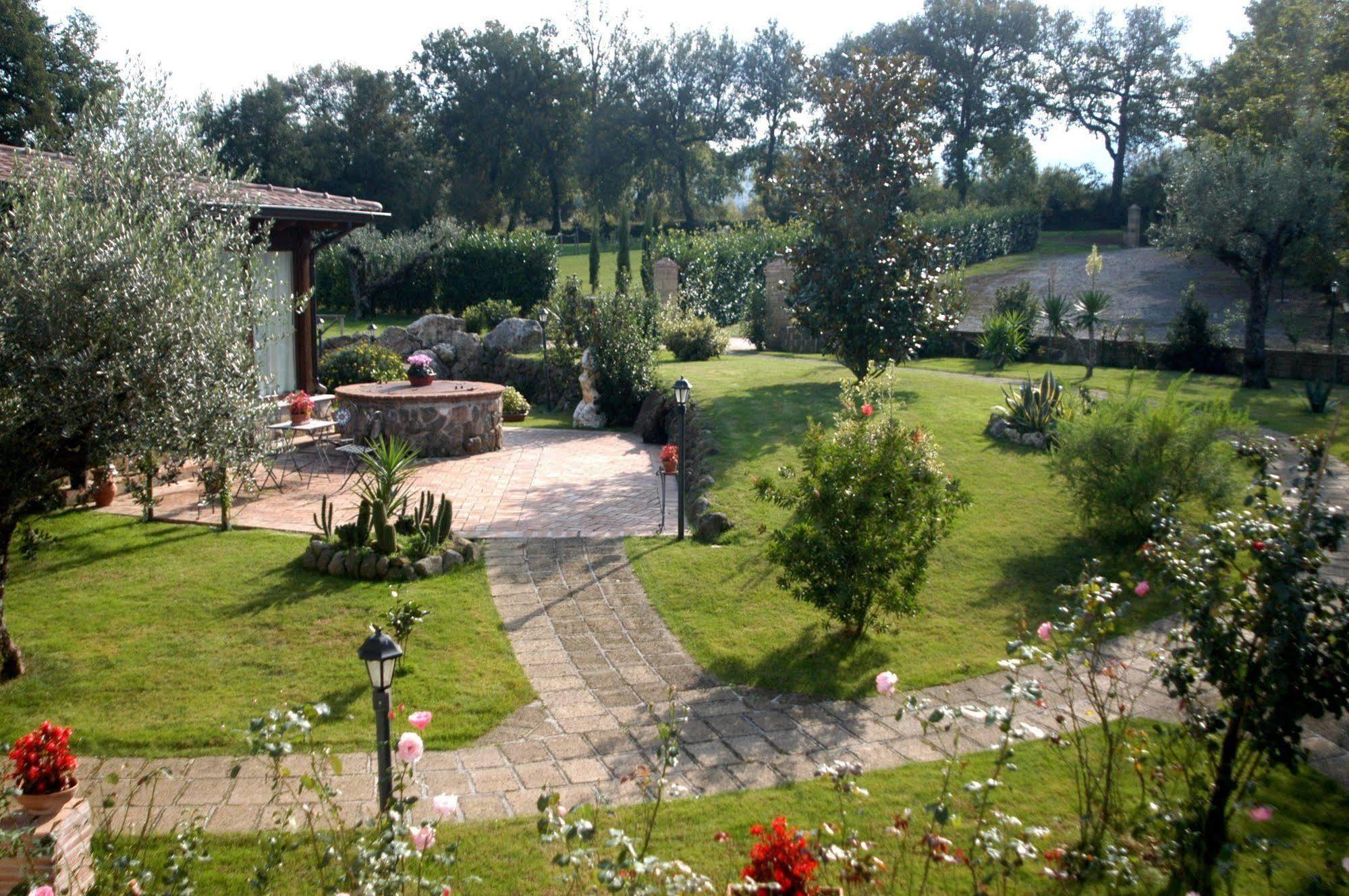 Borgo Patierno Guest House Conca della Campania Exterior foto